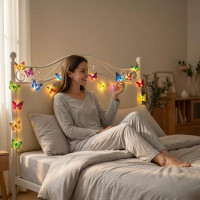 Світлодіодна гірлянда Метелики 3 м, 30 LED, 15 різнобарвних метеликів, тепле світло, декоративна гірлянда для інтер’єру та свят KAR292 (1 ящ. = 200 шт.)